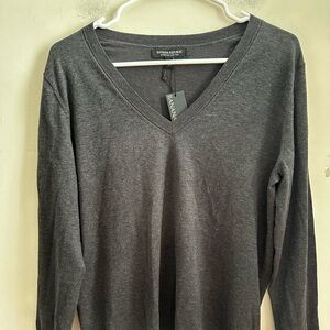Banana Republic Stretch Cotton Sweater Men’s Small Grey V-Neck